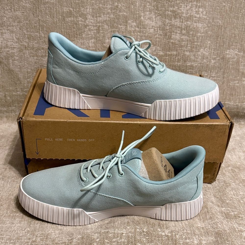 Kizik Women's Madison Surf Spray Sneakers